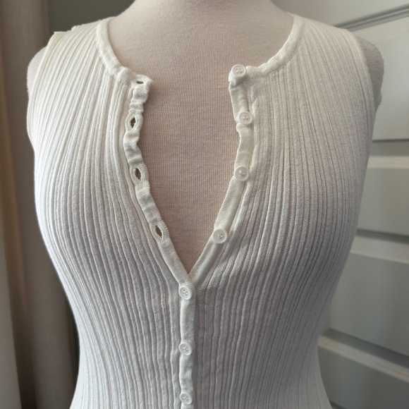 Petal & Pup Fairfax Tank Top — Size XL - Picture 4 of 8